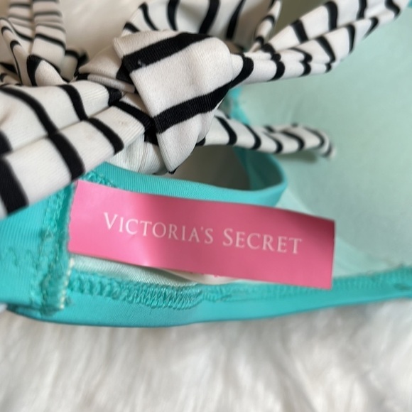 VICTORIA’S Secret Bikini Top - Picture 5 of 6